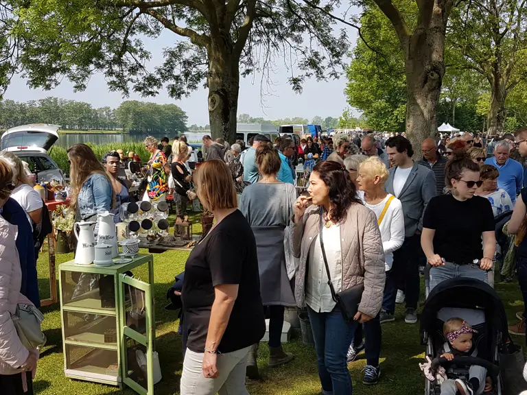 Brocante Markt Klein Frankrijk - Mijnsheerenland
