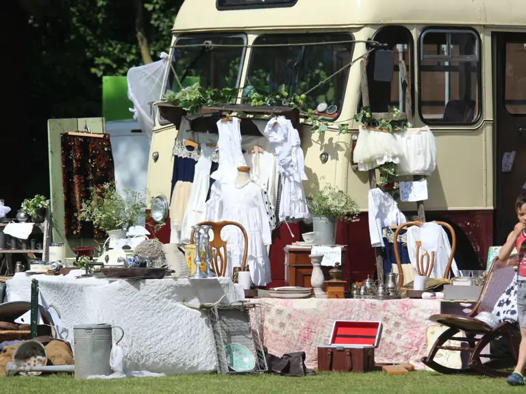 Brocante Markt Klein Frankrijk - Mijnsheerenland
