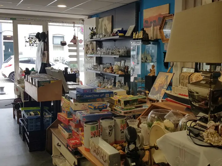 De Snuffelloods - Kringloopwinkel - Hoek van Holland