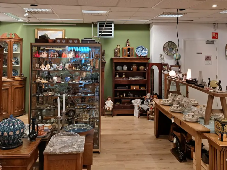 Het Wagenwiel Antiek - Hattem