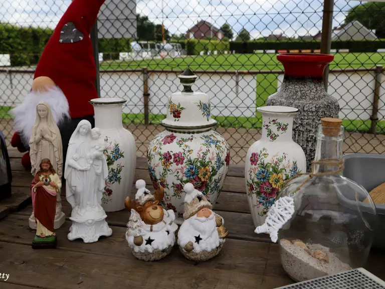 Jaarlijkse Rommelmarkt Slekker Boys - Echt