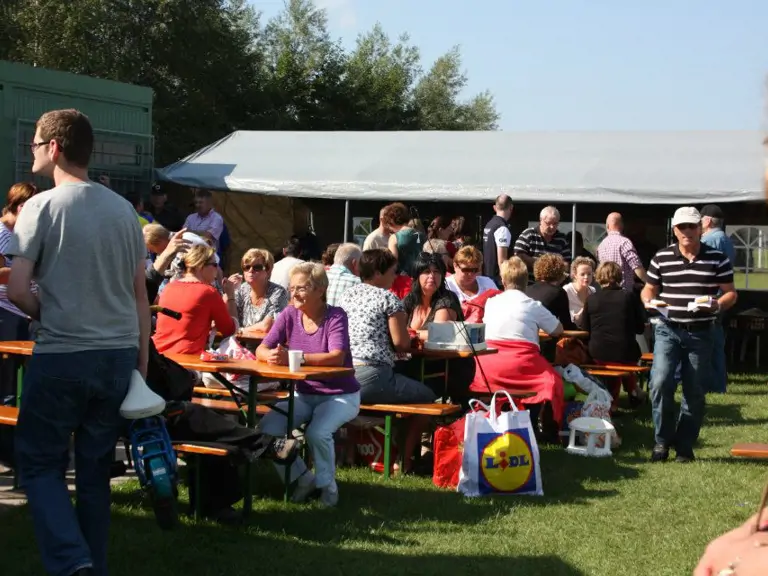 Kofferbakverkoop Budel