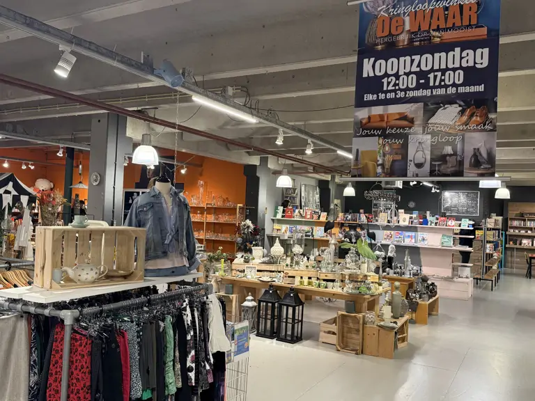 Kringloopwinkel De WAAR - Emmen