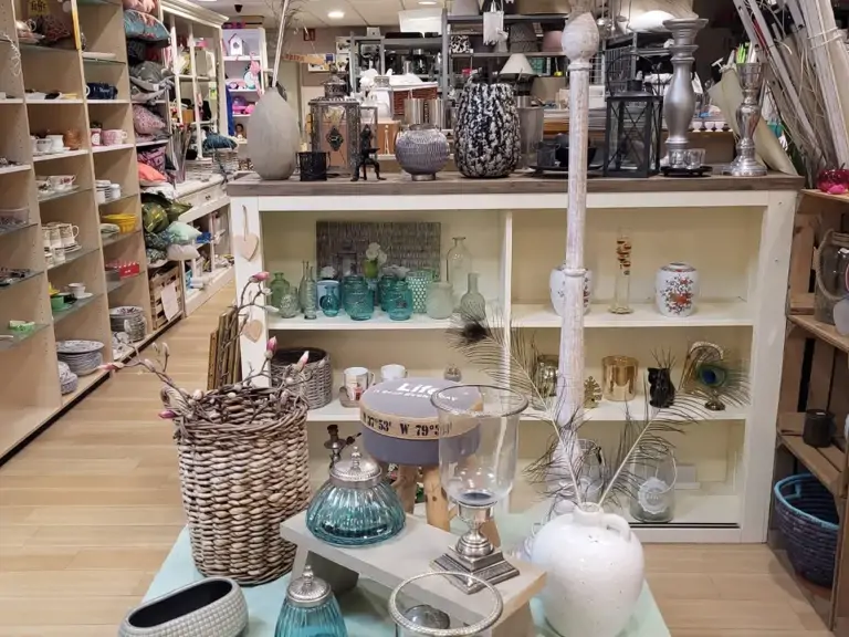 Kringwinkel Hebbes - Hendrik-Ido-Ambacht