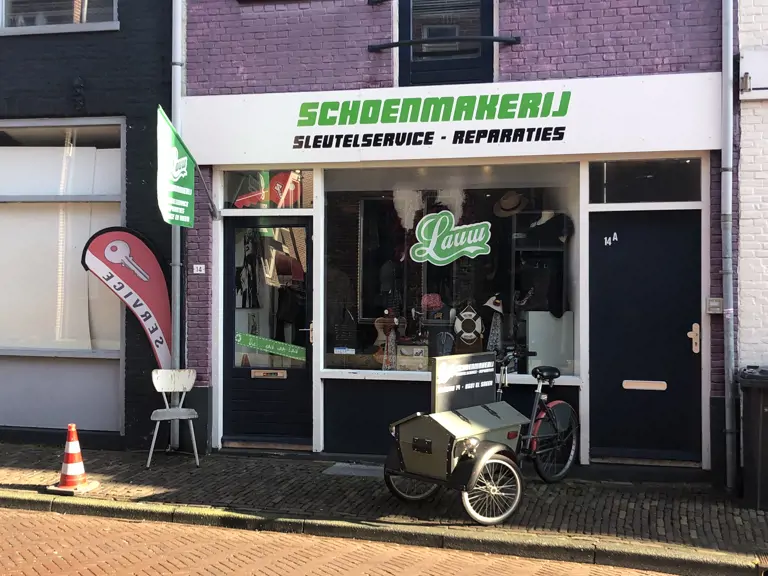 Lauw Schoenmakerij & Sleutelservice - Sneek