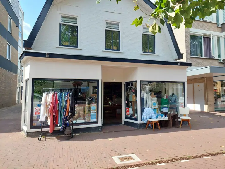 SKS Store - Van Weedestraat - Soest
