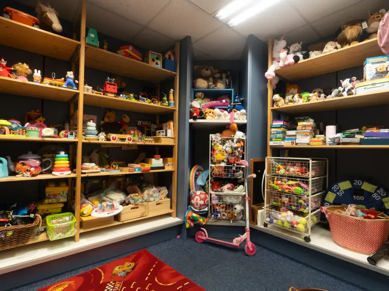 SKS Store - Van Weedestraat - Soest