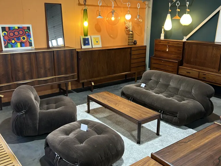T&T Antiques - Hoogeveen