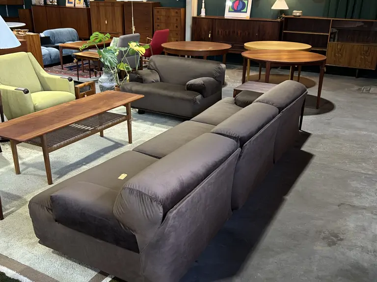 T&T Antiques - Hoogeveen