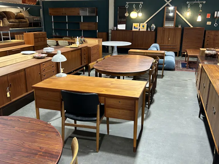 T&T Antiques - Hoogeveen