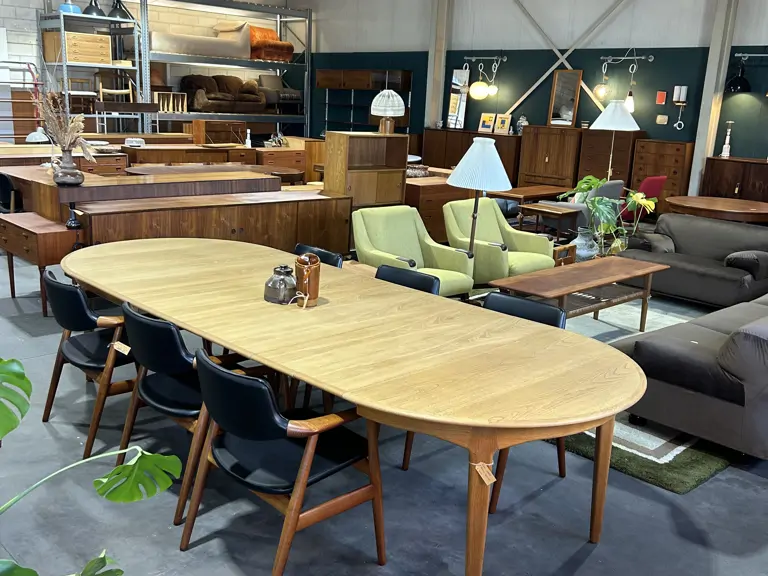 T&T Antiques - Hoogeveen
