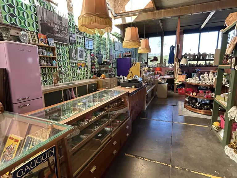 Vintage2youstore - Leeuwarden