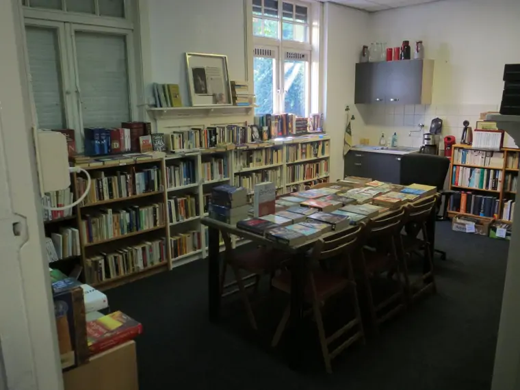 Books 4 Life Nijmegen (6/12)
