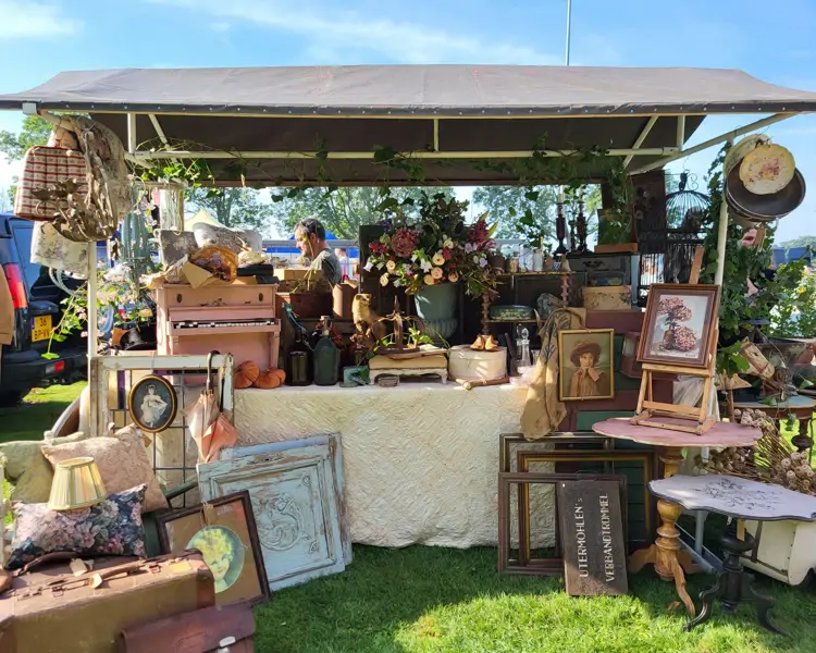 Brocante Markt Klein Frankrijk - Mijnsheerenland (3/3)