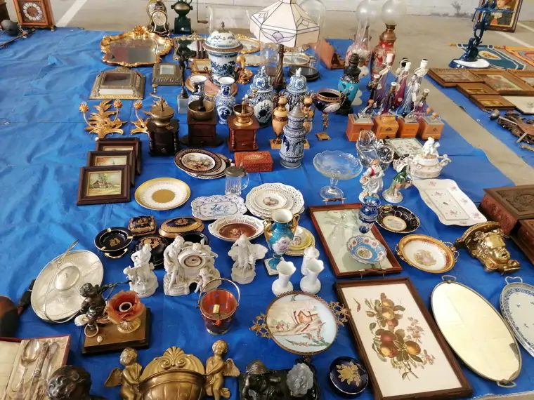 De Antiek- en Brocantemarkt - Tongeren (1/3)
