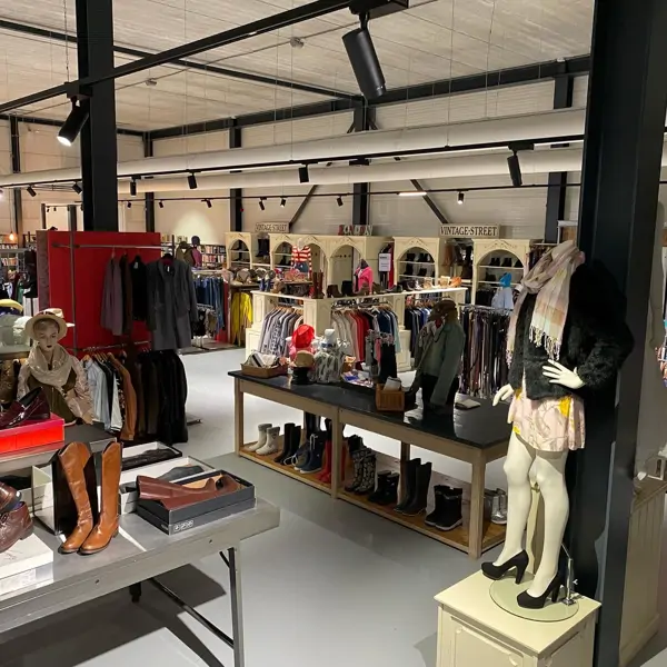 De Boem Kringloopwinkel - Ziederij - Amstelveen (12/24)