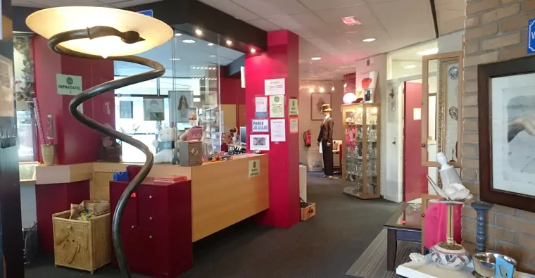 Kringloopwinkel De Kleine Beurs - Den Bosch (2/3)