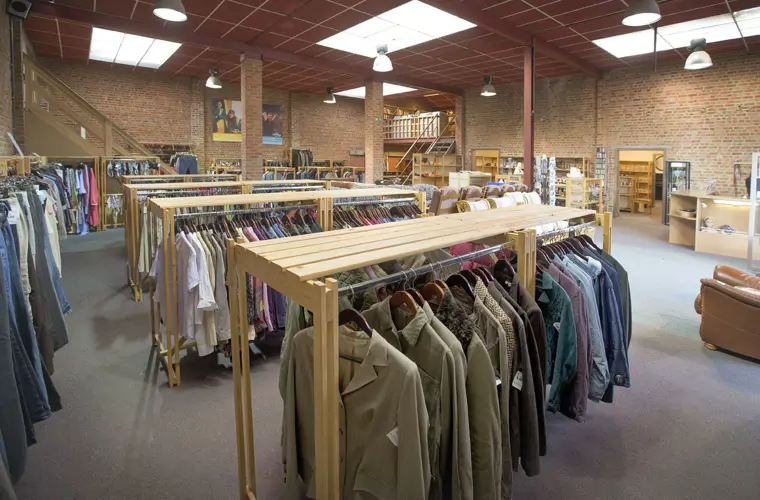 Kringwinkel Zwevegem (2/3)