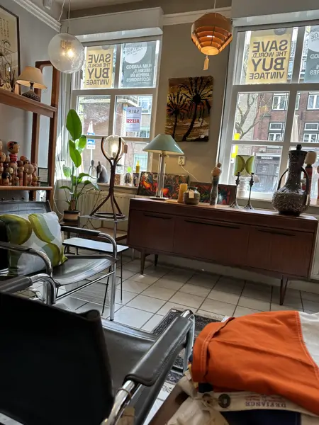 Downtown Vintage Breda (6/20)