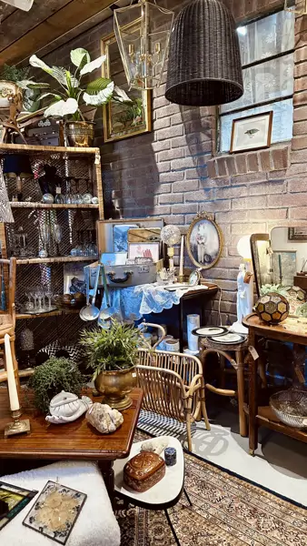 Flamingloop Vintage & Preloved