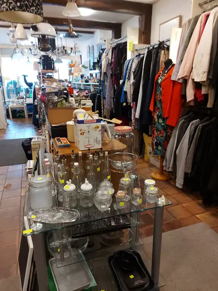 Goede Doelen Winkel - Ede (19/24)