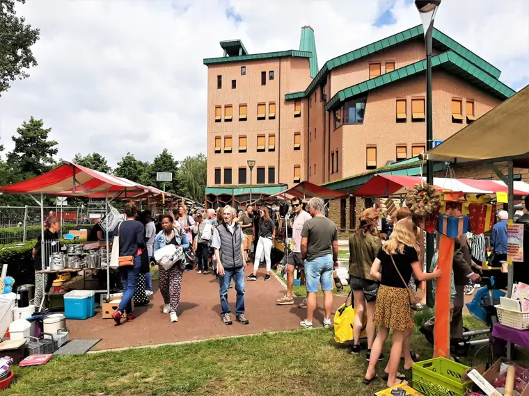 Grote Gestelse Vlooienmarkt