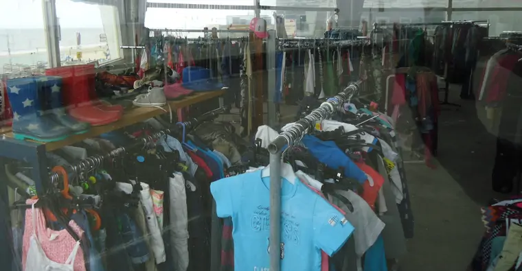 Pop Up Kringloopwinkel Het Pakhuis aan Zee - Zandvoort (3/10)