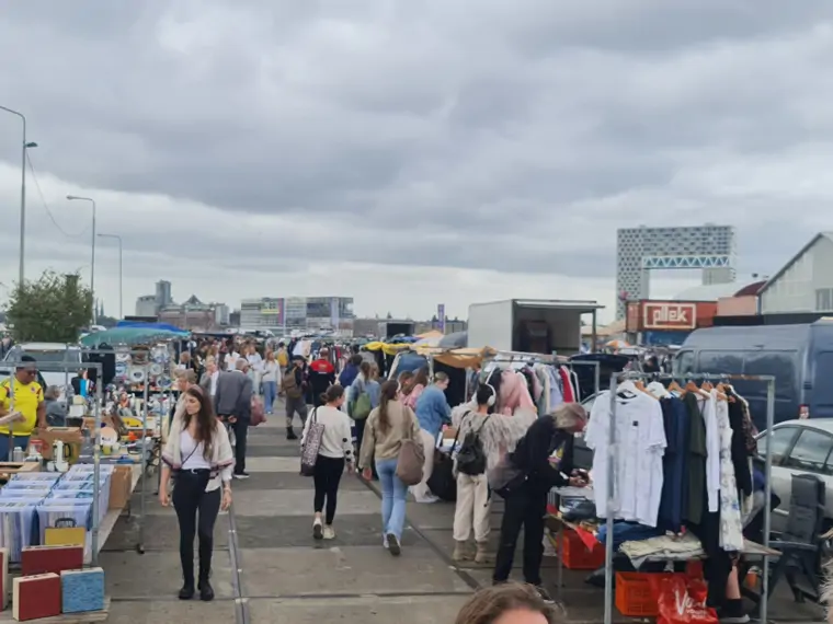 IJ-Hallen Rommelmarkt