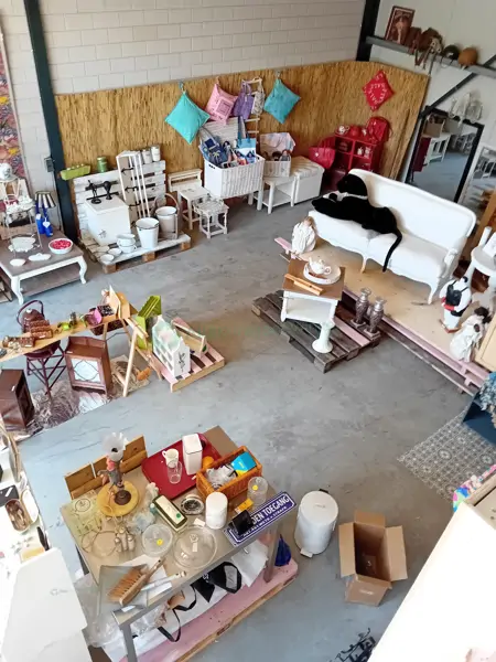 Iris le petit Brocante - Andijk (9/17)