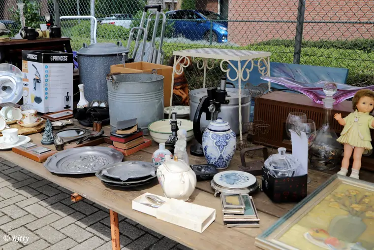 Jaarlijkse Rommelmarkt Slekker Boys - Echt (6/21)