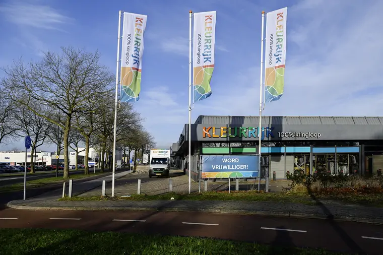 Kringloop Kleurrijk Huizen (2/4)