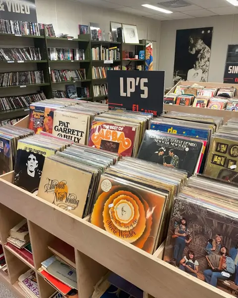 Kringloop Vintage & More - Leiden (3/22)