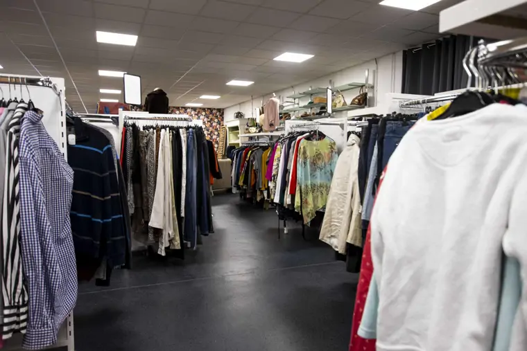 Kringloopwinkel Beej Ós - Baexem (3/11)