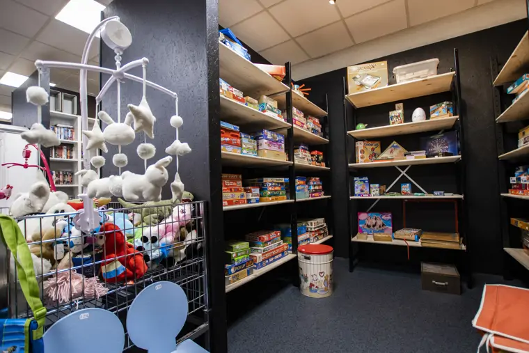 Kringloopwinkel Beej Ós - Baexem (5/11)