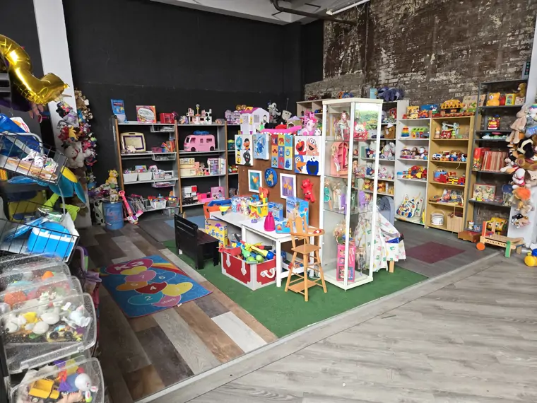 Kringloopwinkel Bergen op Zoom (17/24)