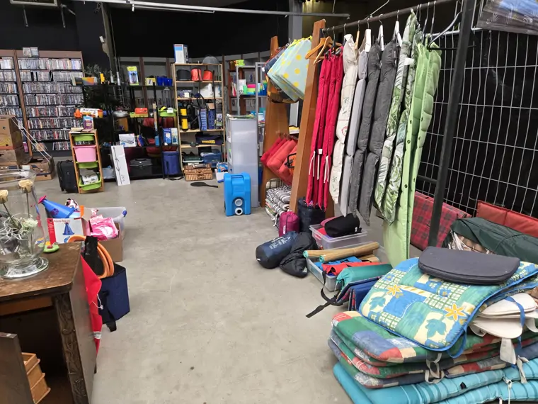 Kringloopwinkel Bergen op Zoom (6/24)