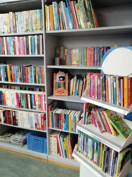Kringloopwinkel Boskoop (11/15)