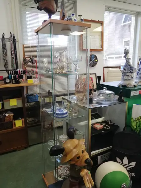 Kringloopwinkel Boskoop (5/15)