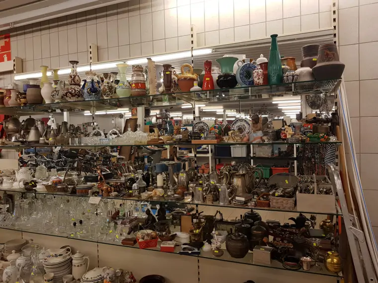 Kringloopwinkel De 2e Ronde - Velp (5/6)