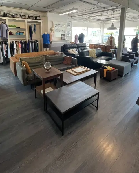 Kringloopwinkel De Basisz - Zeewolde (3/8)