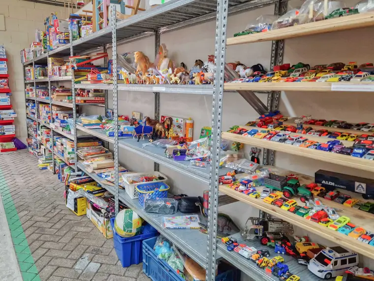 Kringloopwinkel De Groene Ezel - Heemskerk (11/14)