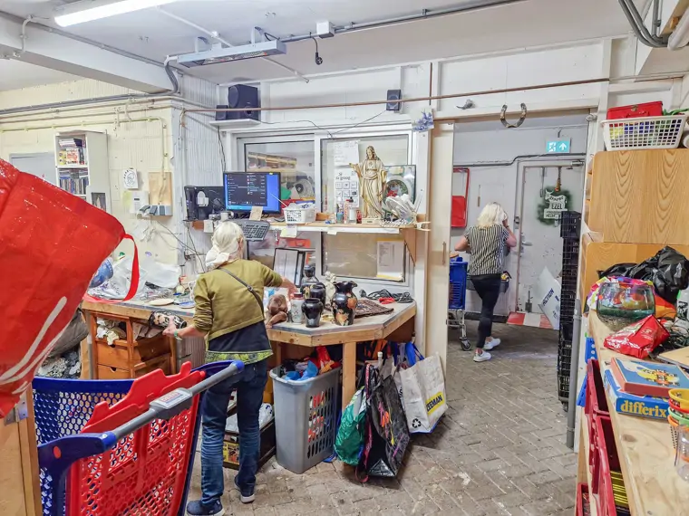 Kringloopwinkel De Groene Ezel - Heemskerk (6/14)