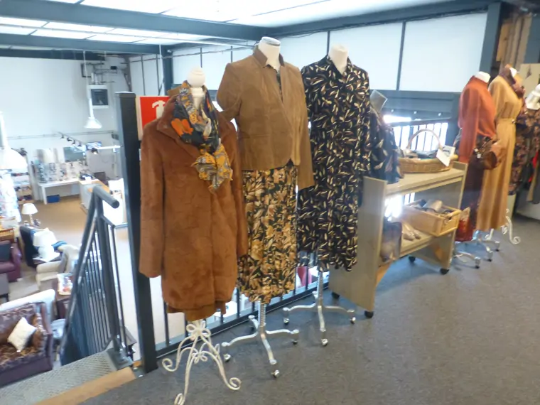 Kringloopwinkel de Mors - Rijssen (13/16)