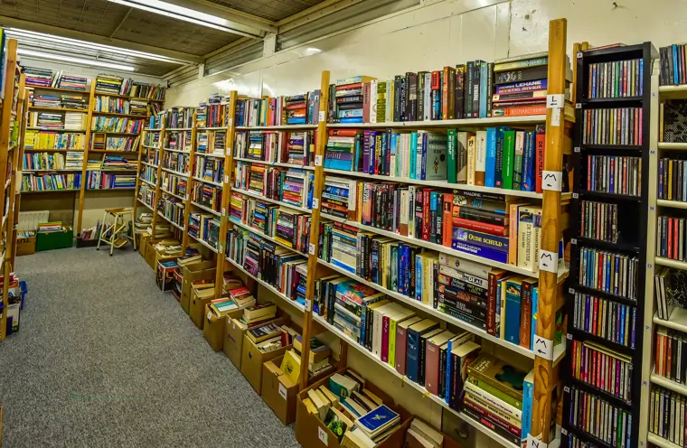 Kringloopwinkel De Oerrin - Joure (12/15)