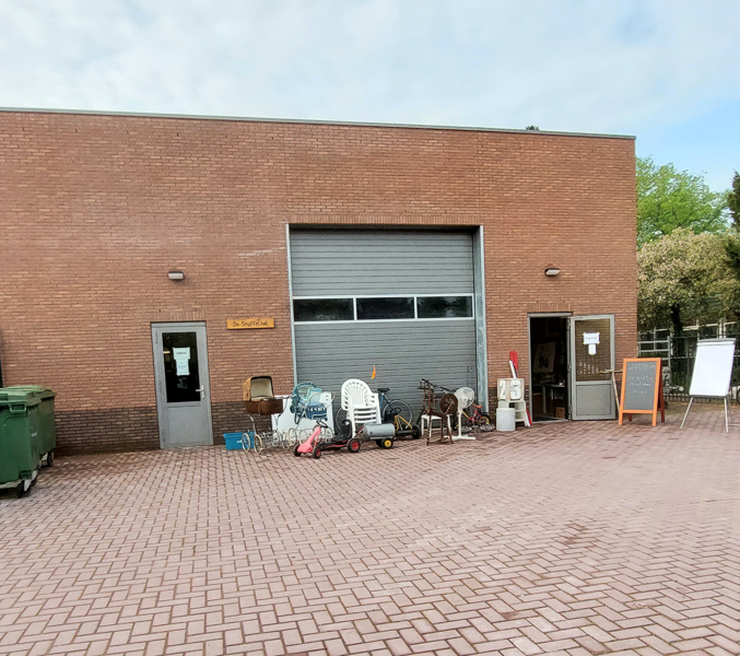 Kringloopwinkel De Snuffelhal - Putten (2/2)
