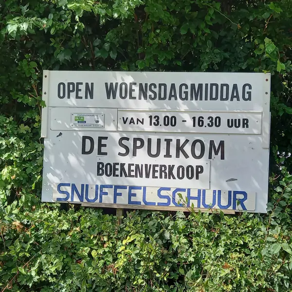 Kringloopwinkel/Boekenmarkt De Spuikom - Kamperland (24/24)