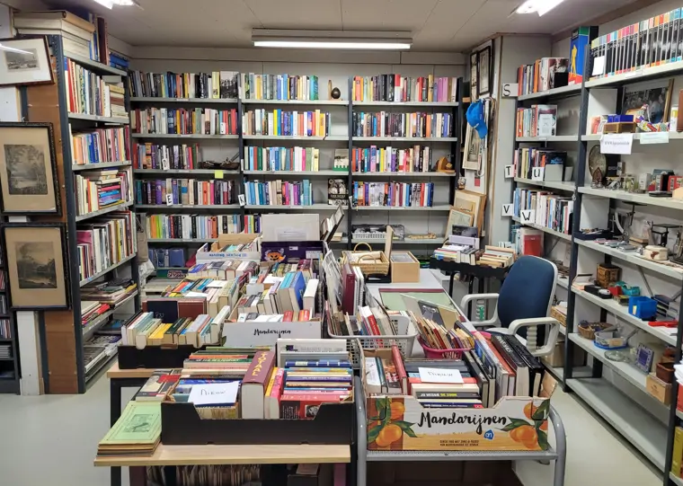 Kringloopwinkel Deventer Lepraproject (2/6)