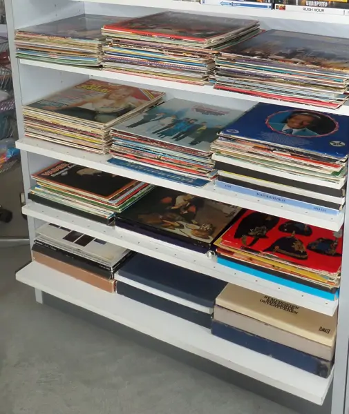 Kringloopwinkel Graafstroom - Goudriaan (23/24)