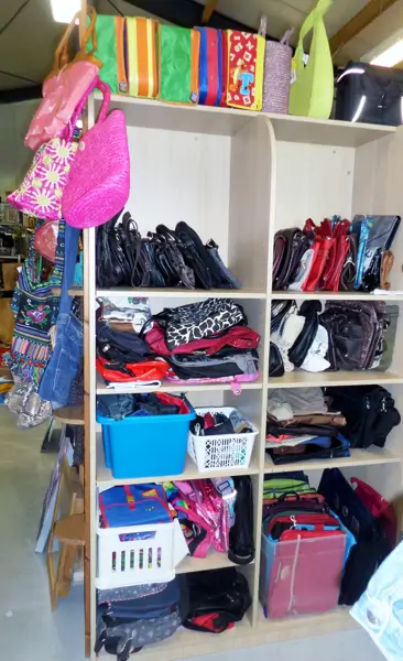 Kringloopwinkel Graafstroom - Goudriaan (13/24)