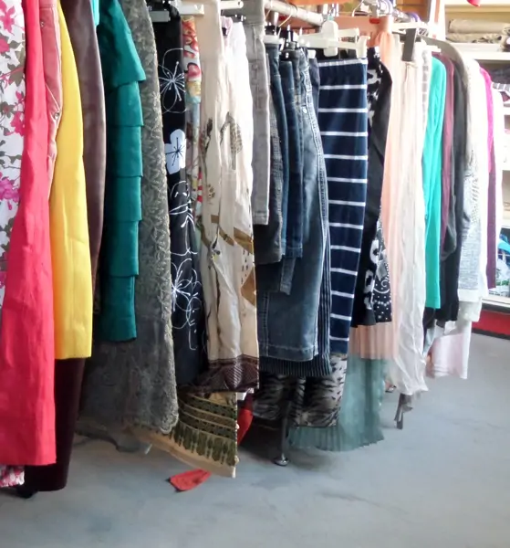 Kringloopwinkel Graafstroom - Goudriaan (2/24)